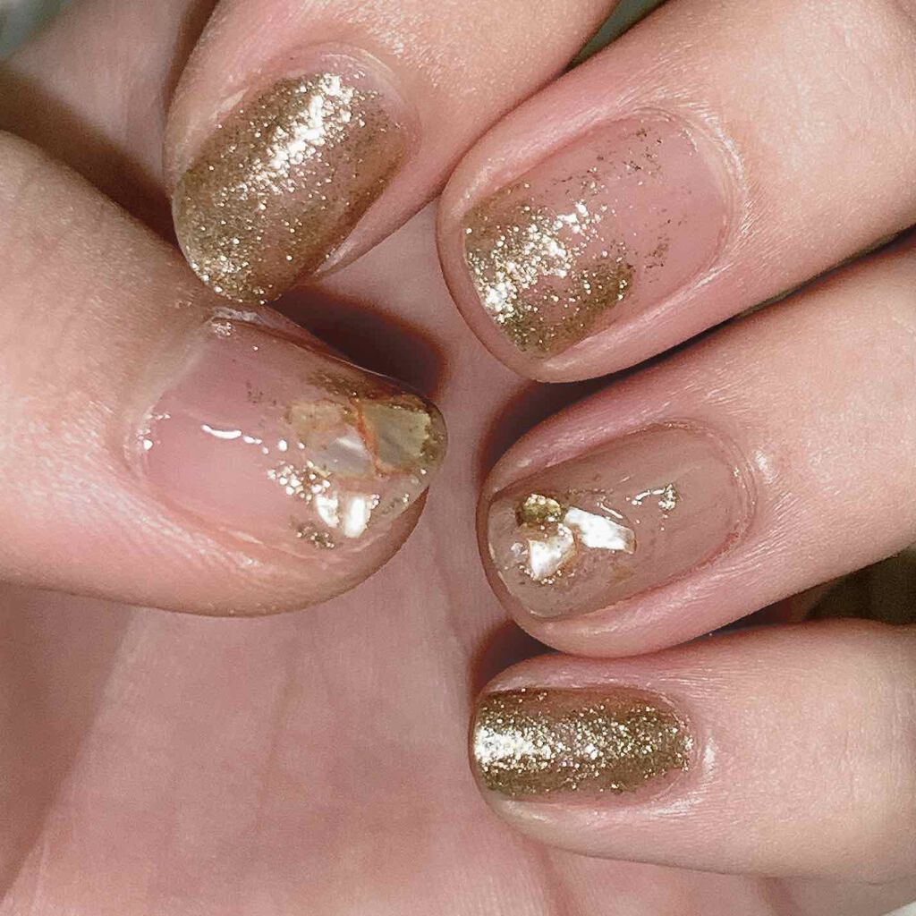 カラフルネイルズ/キャンメイク/マニキュアを使ったクチコミ(3枚目)