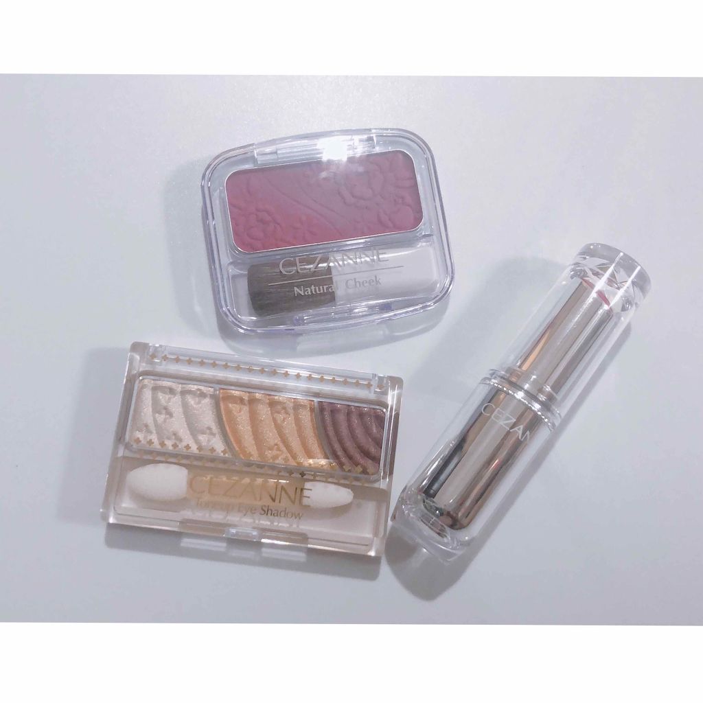 ラスティンググロスリップ/CEZANNE/口紅を使ったクチコミ（2枚目）