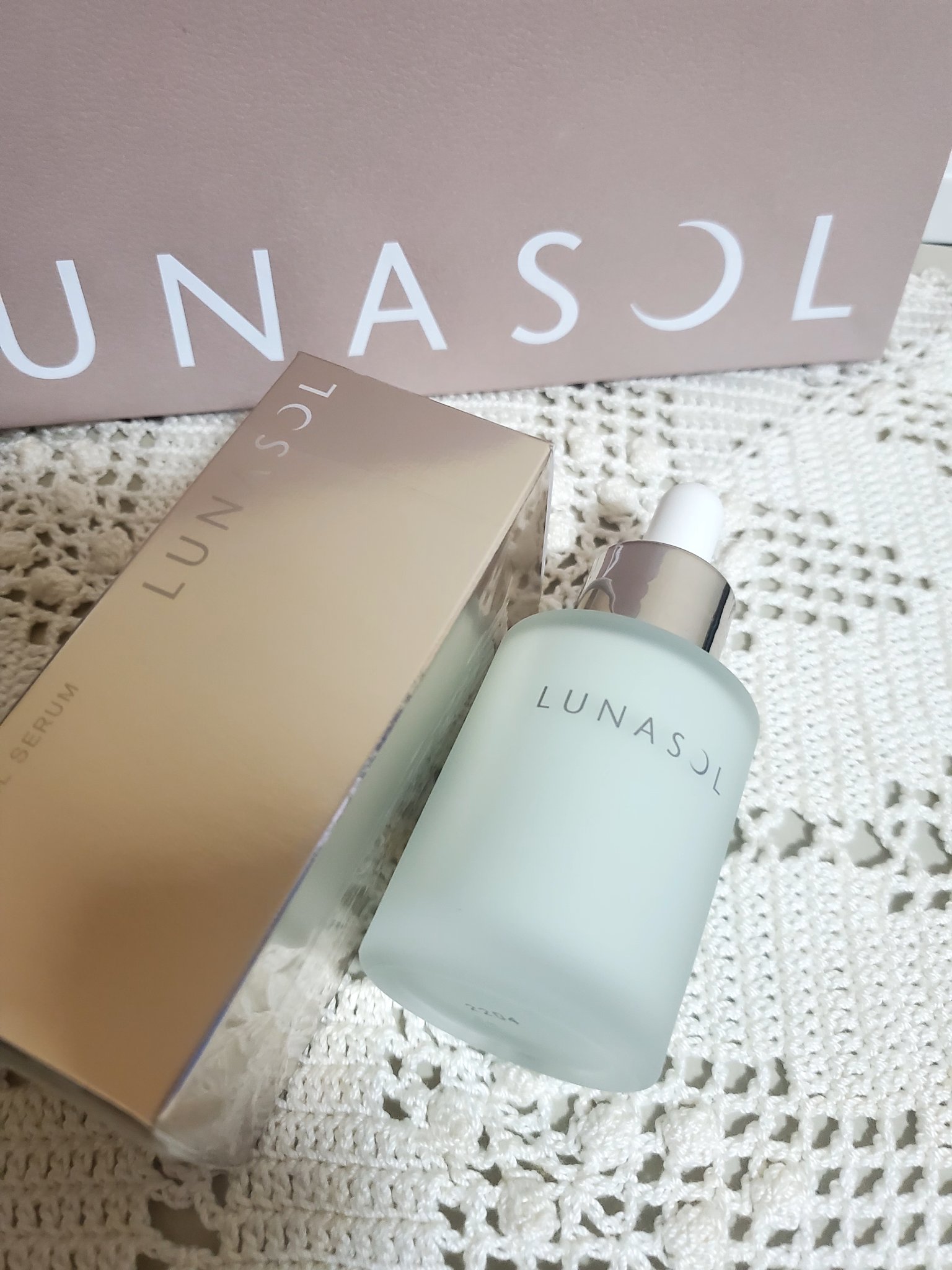 ルナソル カラーオイル セラム EX02 Lucent Mint(限定色)/LUNASOL/リキッドファンデーションを使ったクチコミ（1枚目）