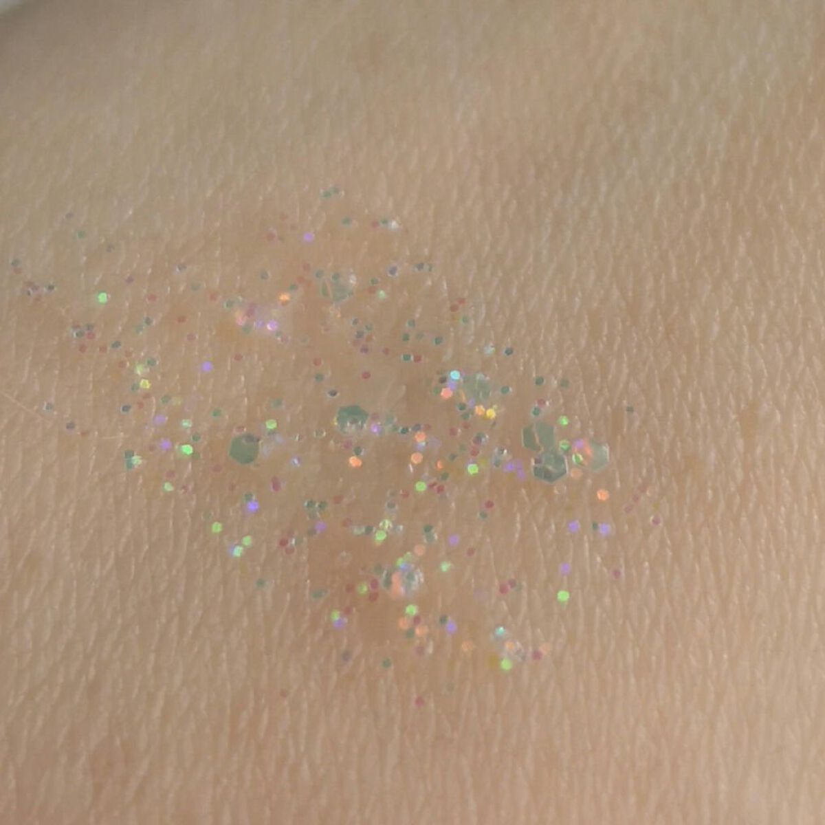 ダイヤモンドシリーズ 星空リキッドアイシャドウ 06パンドラ/ZEESEA/リキッドアイシャドウを使ったクチコミ（3枚目）