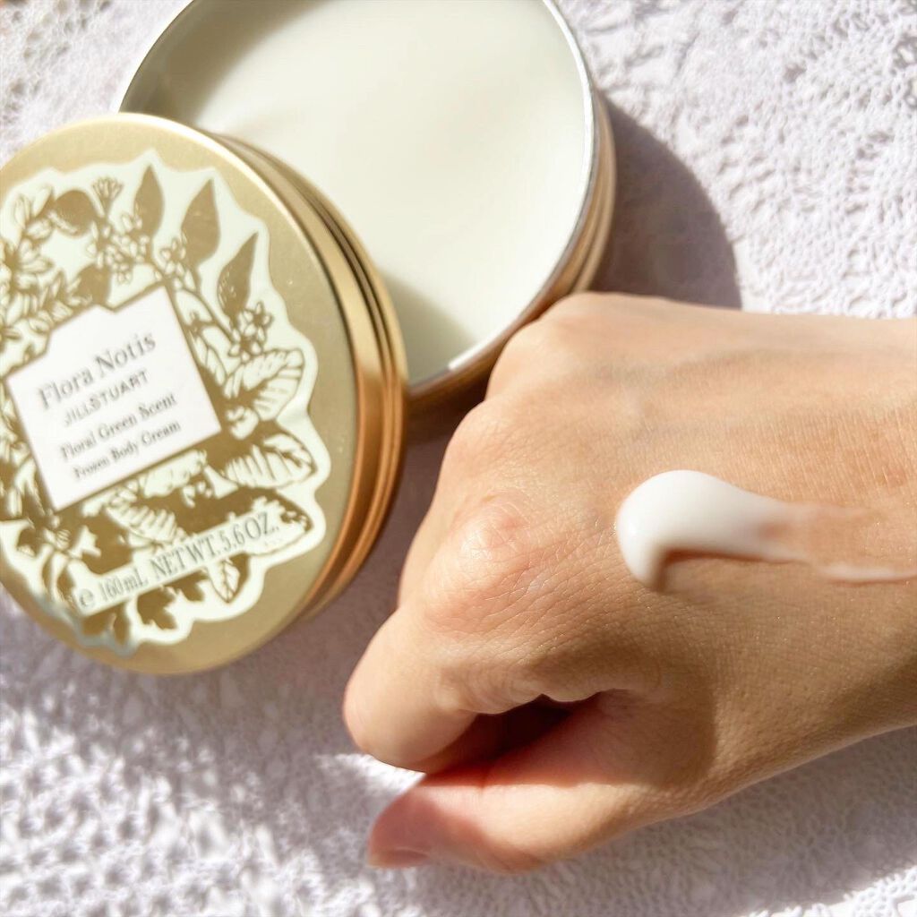 フローラルグリーン フローズンボディクリーム/Flora Notis JILL STUART/ボディクリームを使ったクチコミ(2枚目)