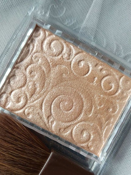 パールグロウハイライト/CEZANNE/パウダーハイライトを使ったクチコミ(3枚目)