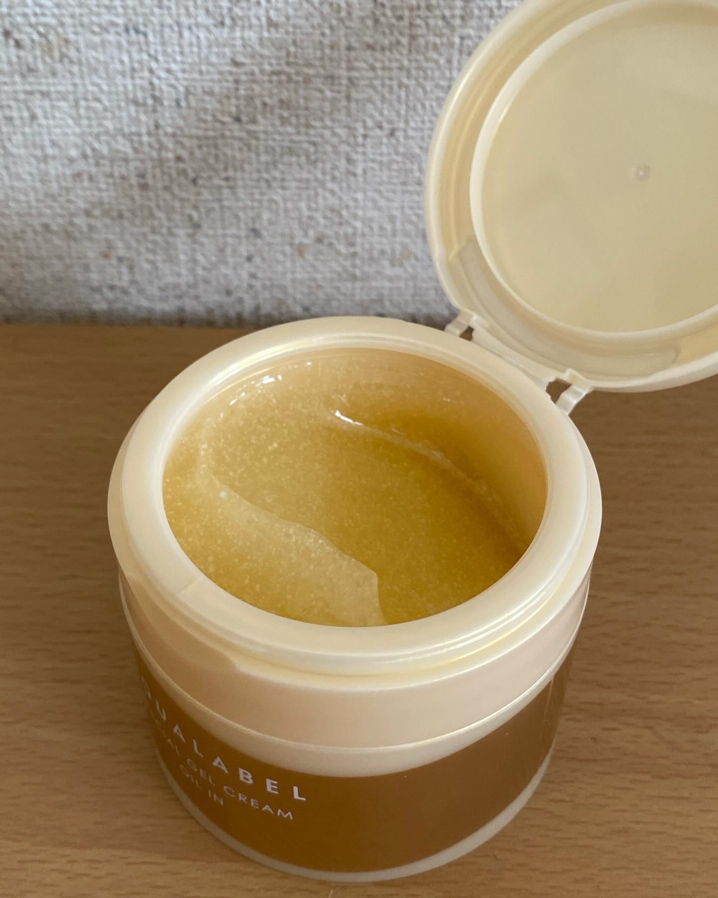 スペシャルジェルクリーム　ＥＸ　（オイルイン） 本体（90g）/アクアレーベル/オールインワン化粧品を使ったクチコミ（3枚目）