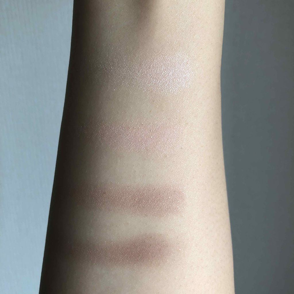 チーク カラー(ブラシ付) 142 ピンク系パール/ちふれ/パウダーチークを使ったクチコミ（3枚目）