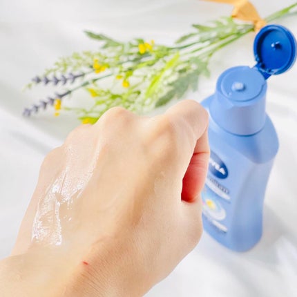 プレミアムボディミルク ホワイトニング【医薬部外品】 /ニベア/ボディミルクを使ったクチコミ(5枚目)