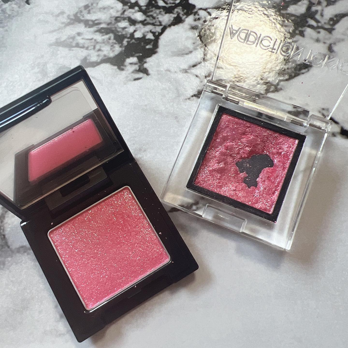 ラズル アイカラー 12 Stiletto heel/エレガンス ラズル /単色アイシャドウを使ったクチコミ（2枚目）