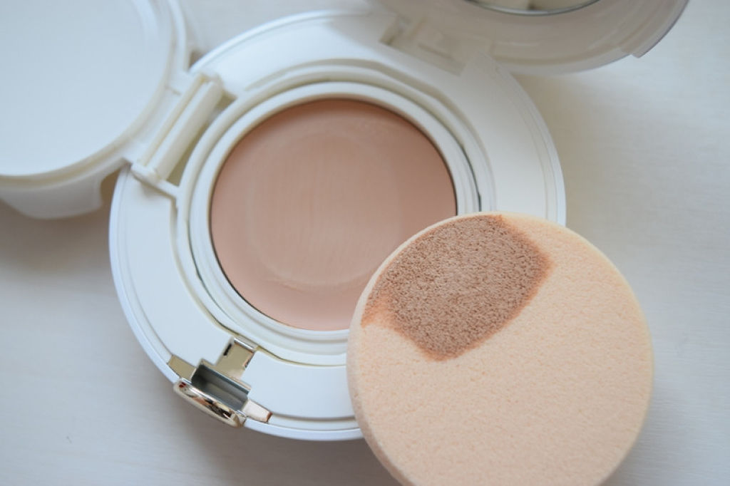 エリクシール シュペリエル つや玉ファンデーション/エリクシール/クリーム・エマルジョンファンデーションを使ったクチコミ（2枚目）