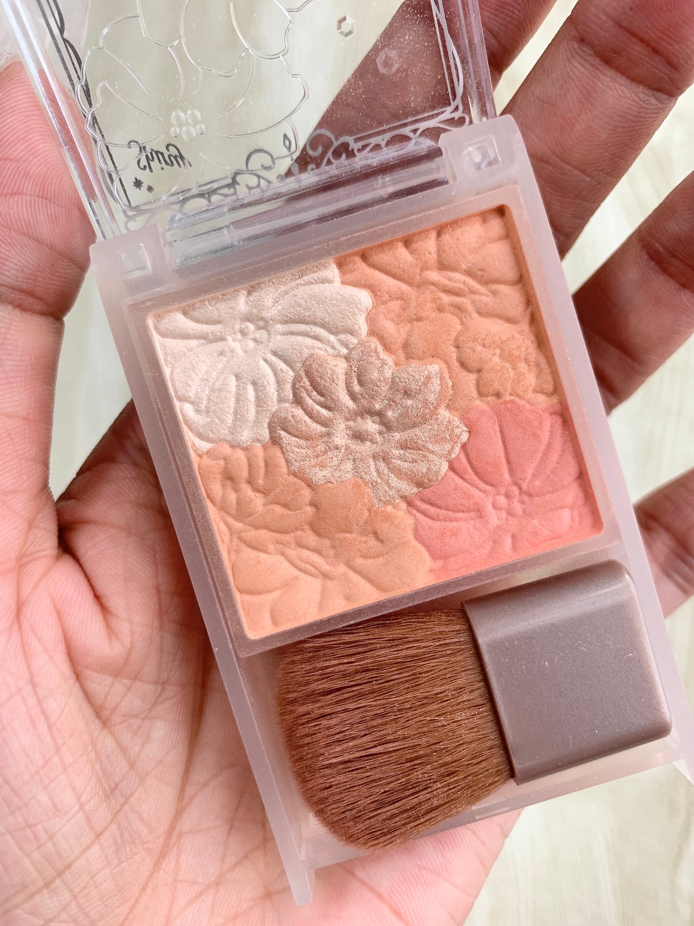 グロウフルールチークス(ブレンドタイプ)/キャンメイク/パウダーチークを使ったクチコミ(5枚目)