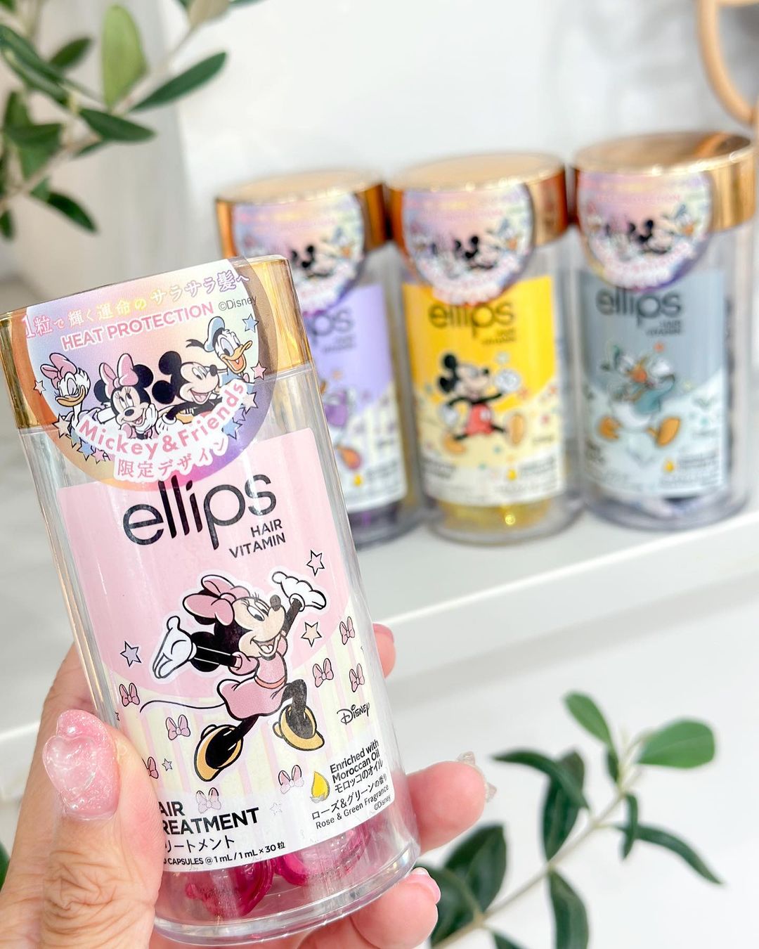 【ディズニー限定デザイン】ellips(エリップス)ヘアオイル ボトルタイプ30粒 (イエロー/トロピカルフルーツの香り)ミッキー/ellips/ヘアケア・スタイリングを使ったクチコミ(2枚目)