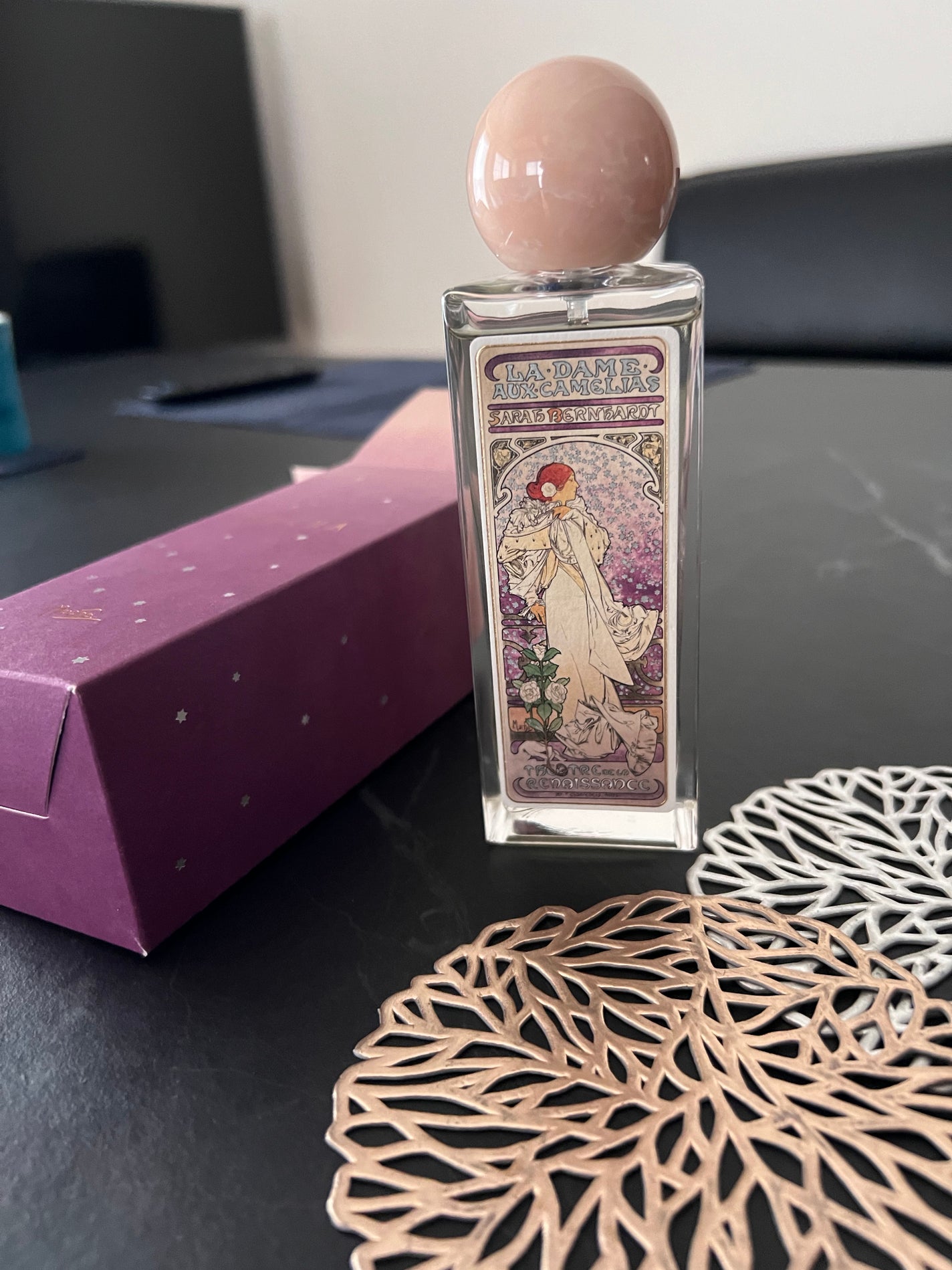 オードトワレ カメリア 1896/ミュシャ/香水(その他)を使ったクチコミ(1枚目)