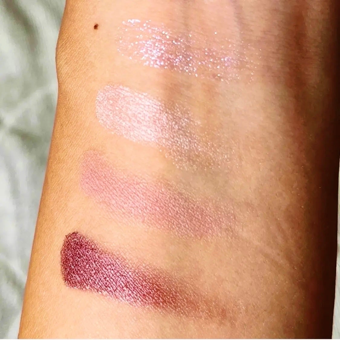 ベージュトーンアイシャドウ/CEZANNE/アイシャドウパレットを使ったクチコミ(4枚目)