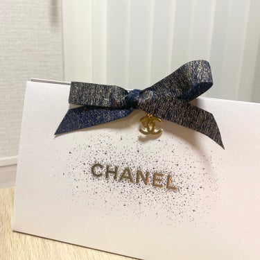 CHANEL シャネル ルージュ ココ ボームのクチコミ「𓅯 ⸒⸒ CHANEL ルージュココボーム
914 ナチュラルチャーム

ホワイト＆ゴールドの.....」（3枚目）