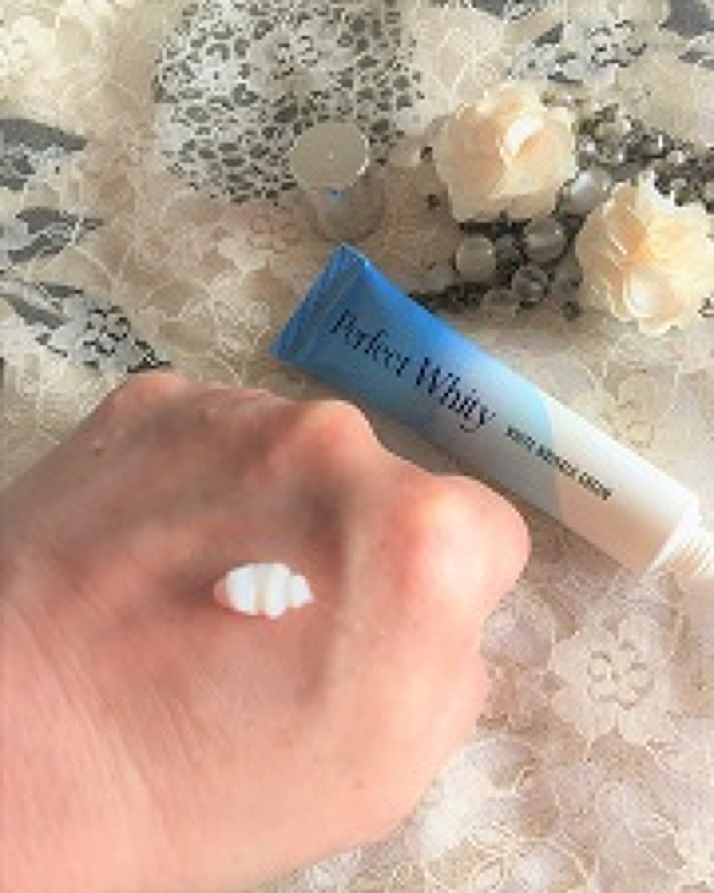 WHITE WRINKLE CREAM　/R&/フェイスクリームを使ったクチコミ（2枚目）