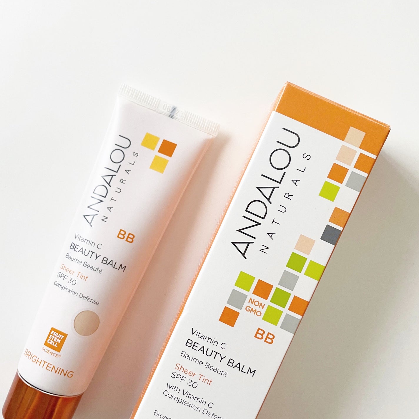 Vitamin C BB Beauty Balm Sheer Tint SPF 30/Andalou Naturals/BBクリームを使ったクチコミ(1枚目)
