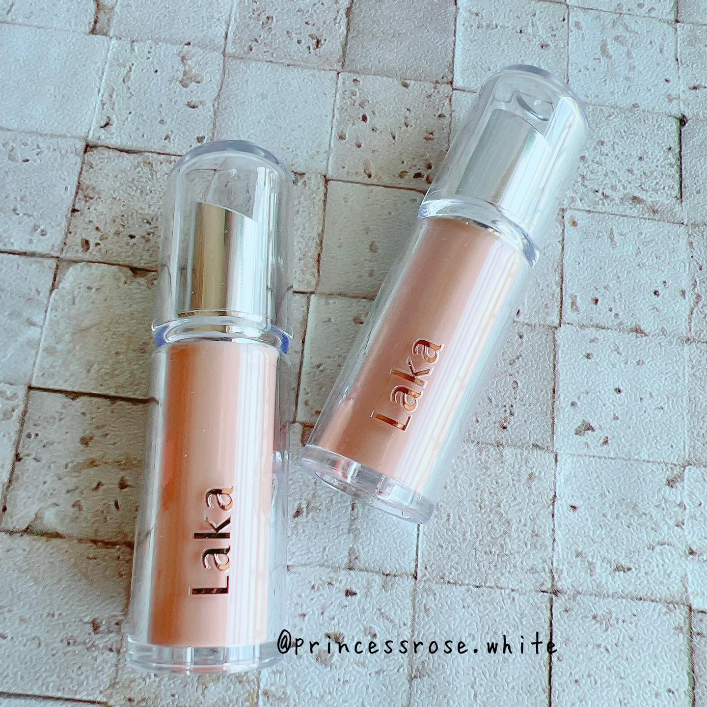 ボンディンググロウリップスティック/Laka/口紅を使ったクチコミ（3枚目）