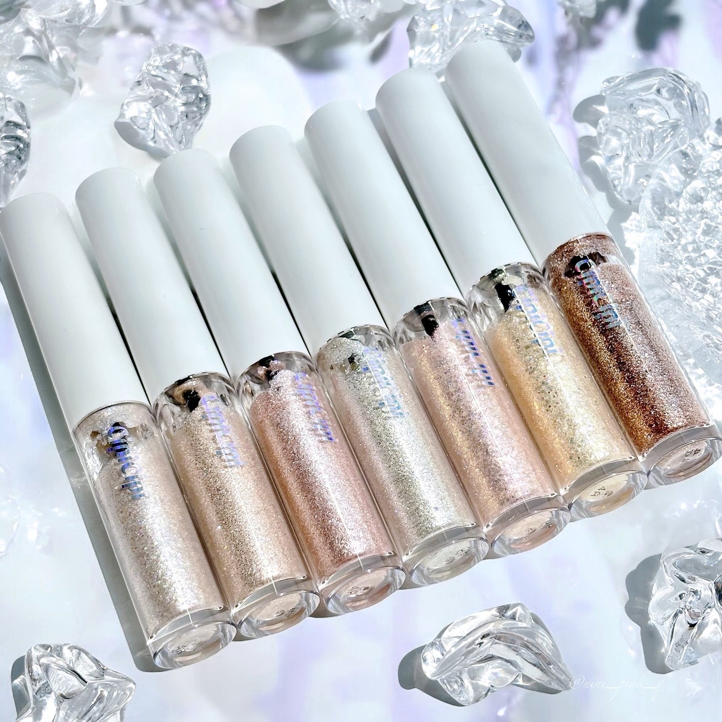 シピシピ グリッター イルミネーションライナー S/CipiCipi/リキッドアイライナーを使ったクチコミ(10枚目)