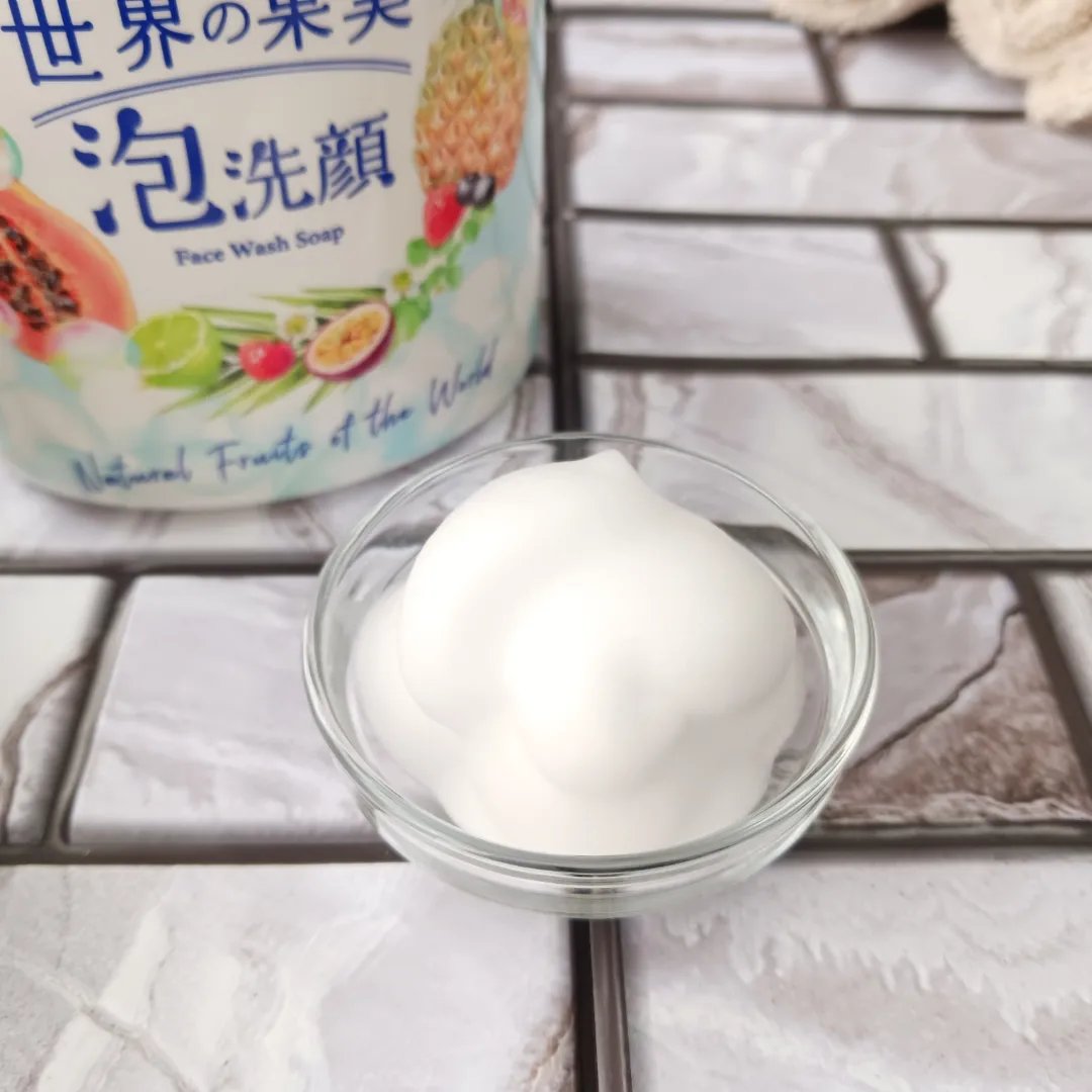 世界の果実 すっきり泡洗顔/世界の果実/泡洗顔を使ったクチコミ（2枚目）