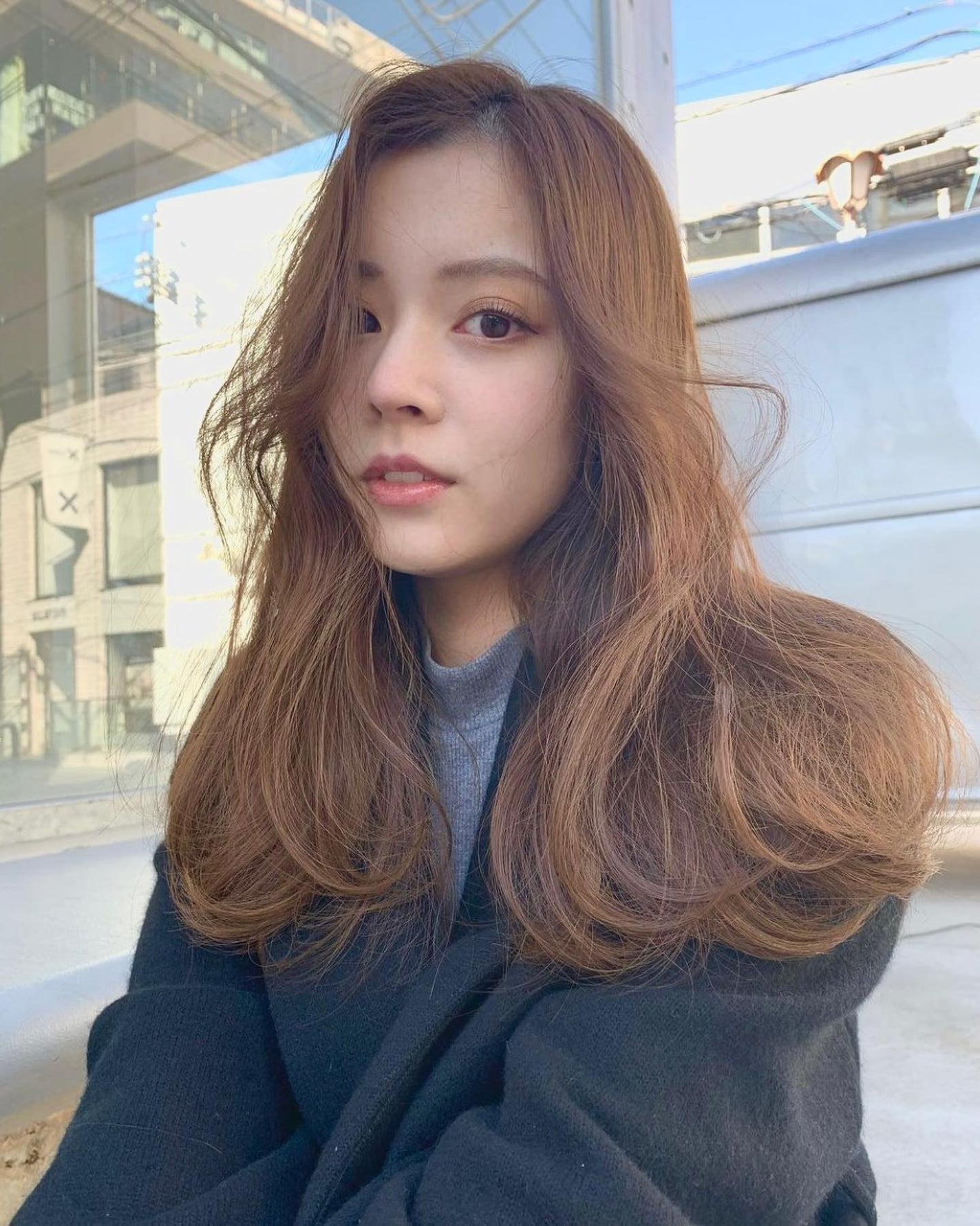 HARUNA on LIPS 「.さらっと巻くだけで、華やかなカット🥰.レイヤーカットは、ゆる..」(2枚目)