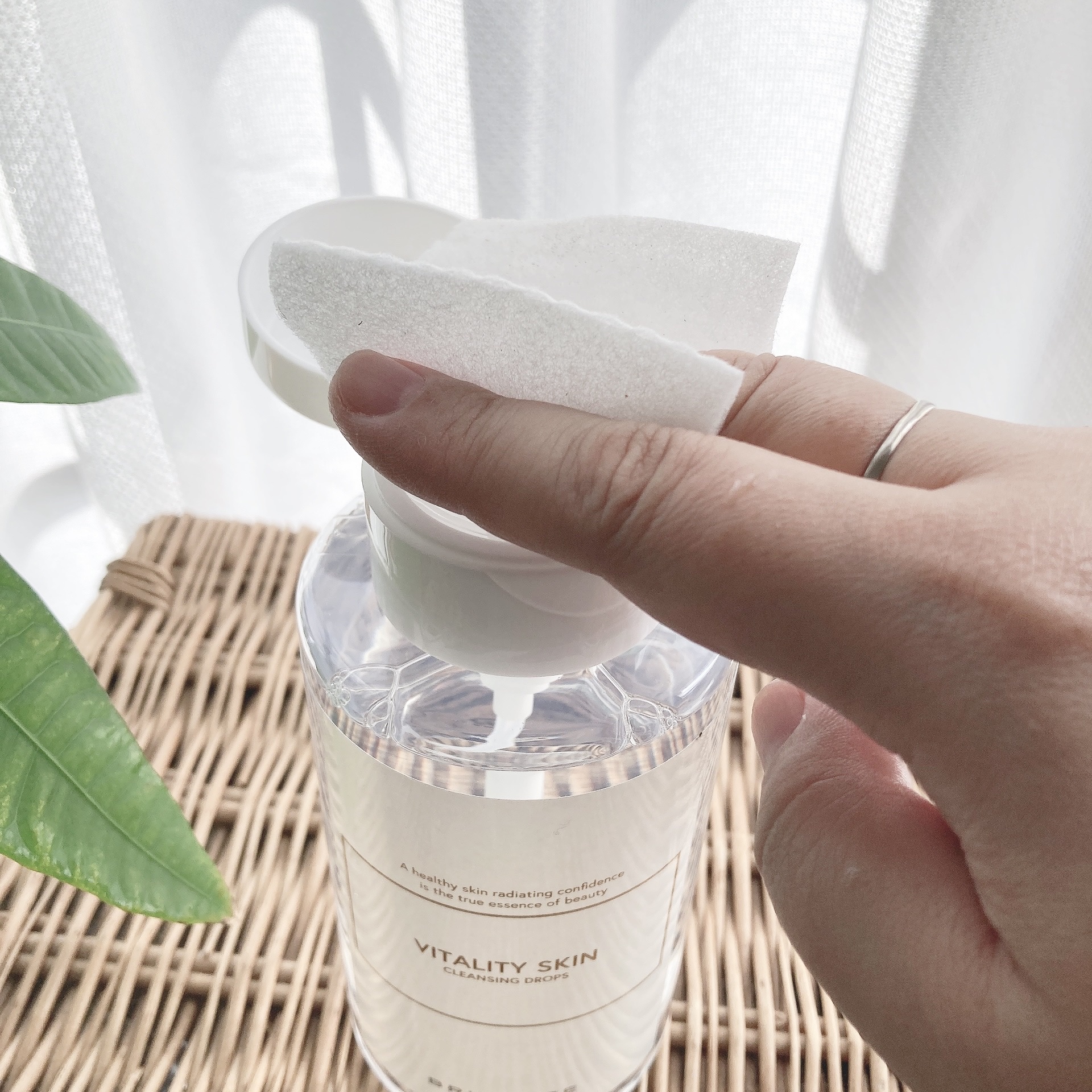 バイタリティ スキン クレンジングドロップス (クレンジングウォーター)/ブリリアージュ/クレンジングウォーターを使ったクチコミ（3枚目）