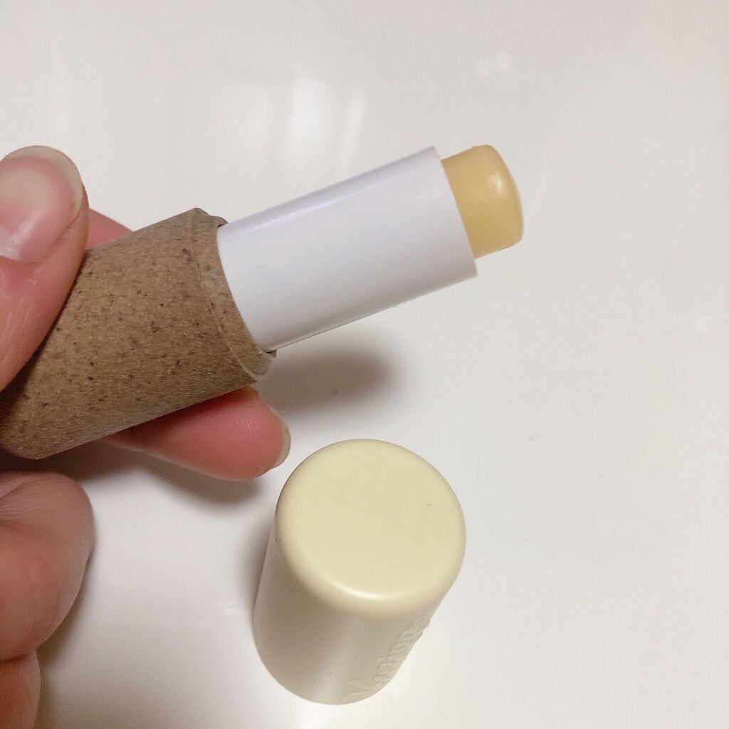 オーガニック リップバーム バニラの香り/クナイプ/リップケアを使ったクチコミ(2枚目)