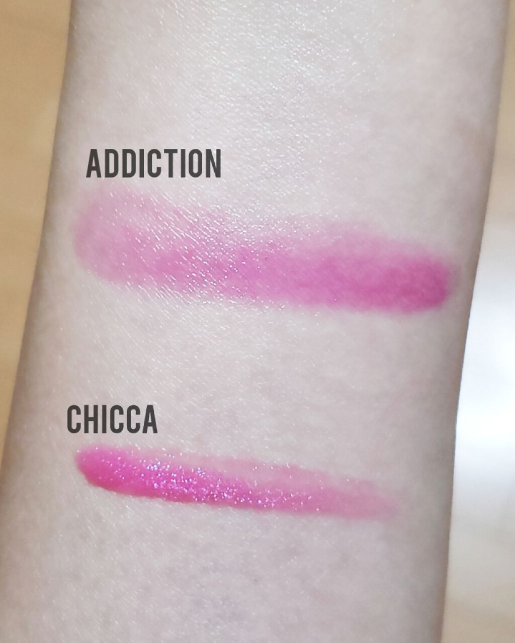 メスメリック グラスリップオイル/CHICCA/リップグロスを使ったクチコミ（2枚目）