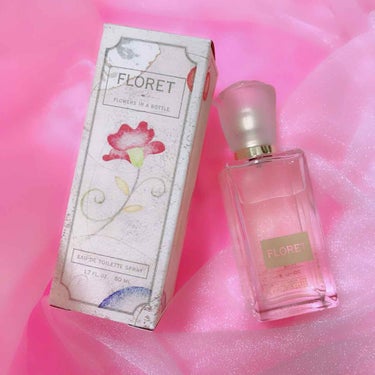 6年くらい愛用している香水の紹介です❤️

🌸アントニアズフラワーズ フローレオードトワレ🌸

スイートピーが主成分になっているお花の香りの香水です。
もう、本当に、花束を持っているかの様な綺麗な香りが