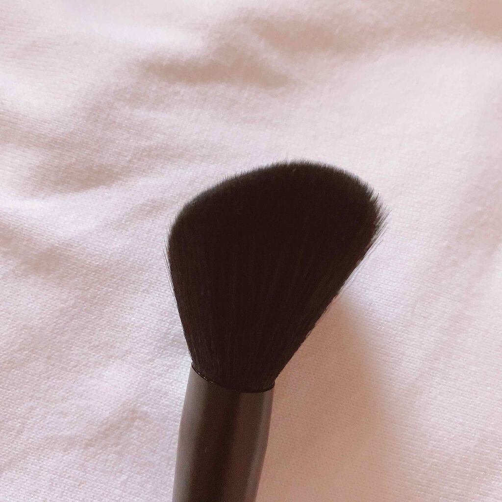 ごくふわブラシ/DAISO/メイクブラシを使ったクチコミ（2枚目）