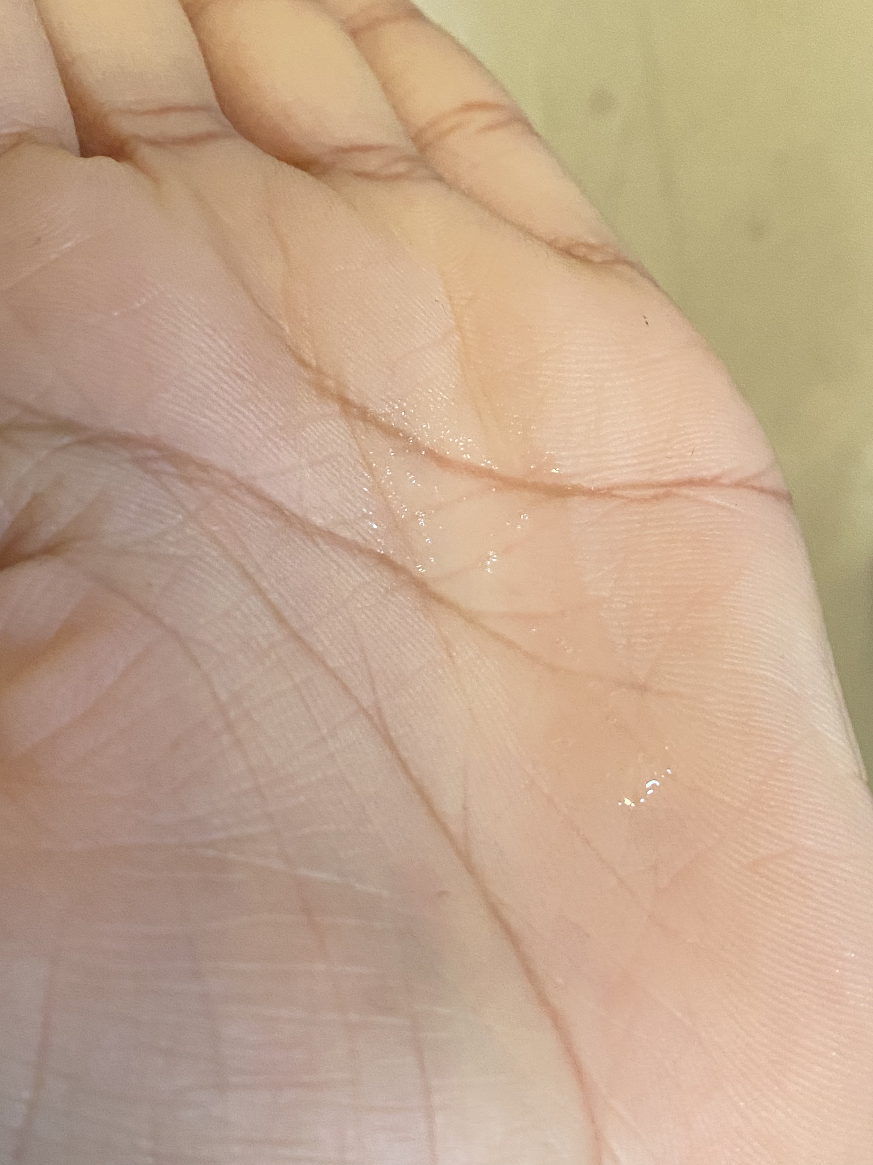 スーパーリッチシャイン ダメージリペア とろとろ補修ヘアオイル/LUX/ヘアオイルを使ったクチコミ（2枚目）