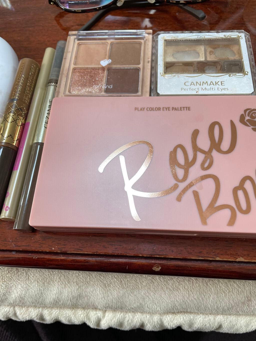プレイカラーアイパレット ローズボム/ETUDE/アイシャドウパレットを使ったクチコミ(4枚目)