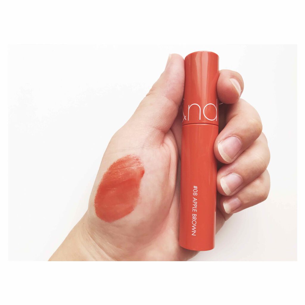 ジューシーラスティングティント/rom&nd/リップティントを使ったクチコミ（2枚目）