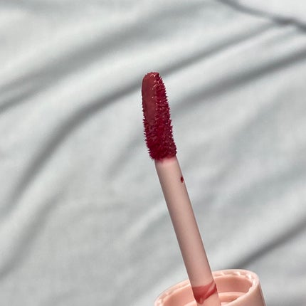 アンドバイロムアンド グラッシーボムティント/&nd by rom&nd/リップティントを使ったクチコミ(2枚目)