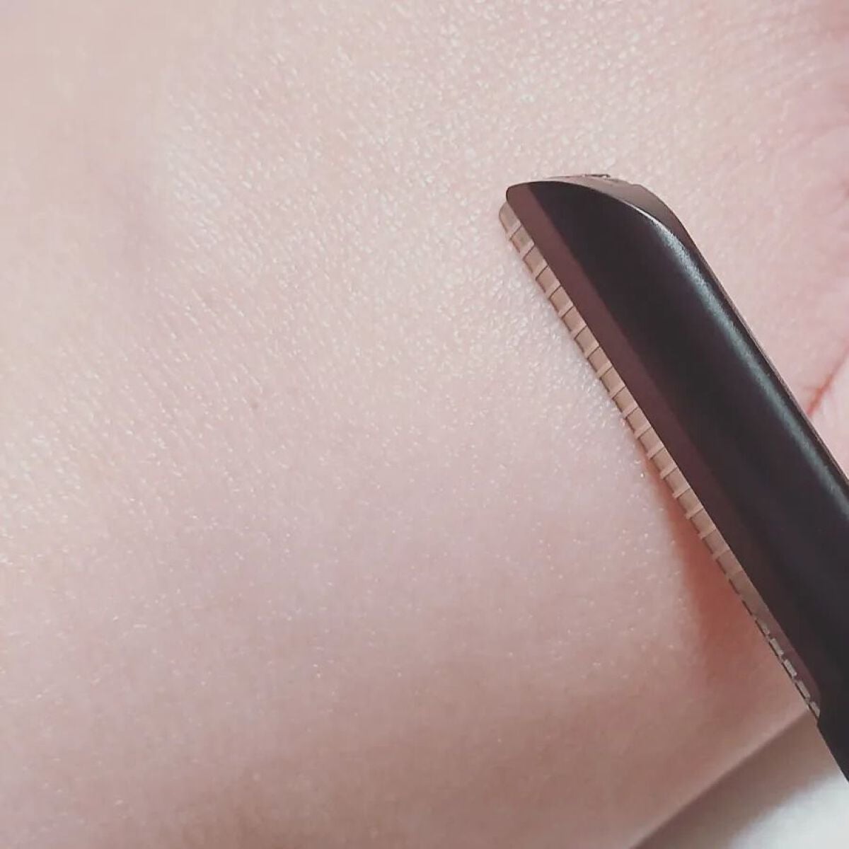 サロンプラス トーンアップ フェイススムーサー ホルダー(刃付き)/サロンプラス/シェーバーを使ったクチコミ(5枚目)