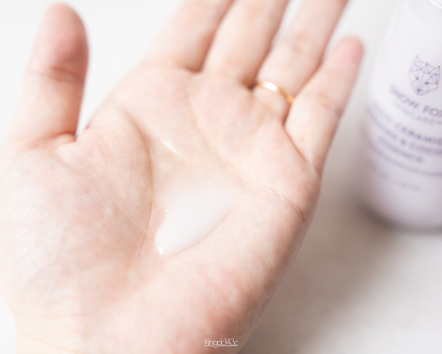 フレンチ ガーデン ミルキー エッセンス/SNOW FOX SKINCARE/美容液を使ったクチコミ(4枚目)