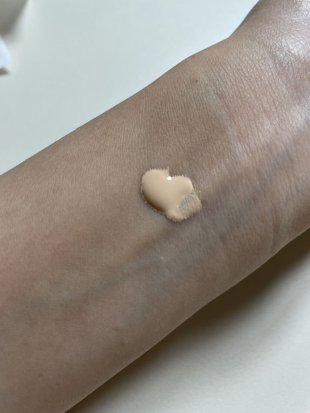 シルキーステイファンデーション/HERA/リキッドファンデーションを使ったクチコミ（3枚目）