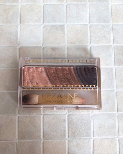 トーンアップアイシャドウ/CEZANNE/アイシャドウパレットを使ったクチコミ(1枚目)