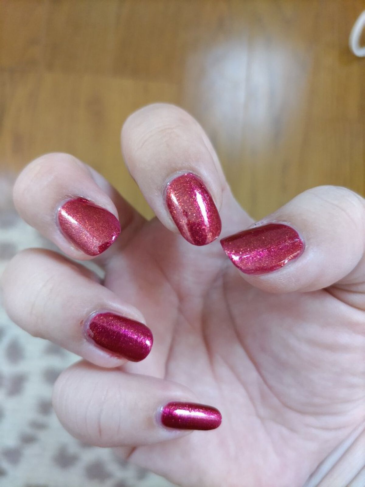 ネイル エナメル 546 レッド系パール（限定品）/ちふれ/マニキュアを使ったクチコミ（3枚目）