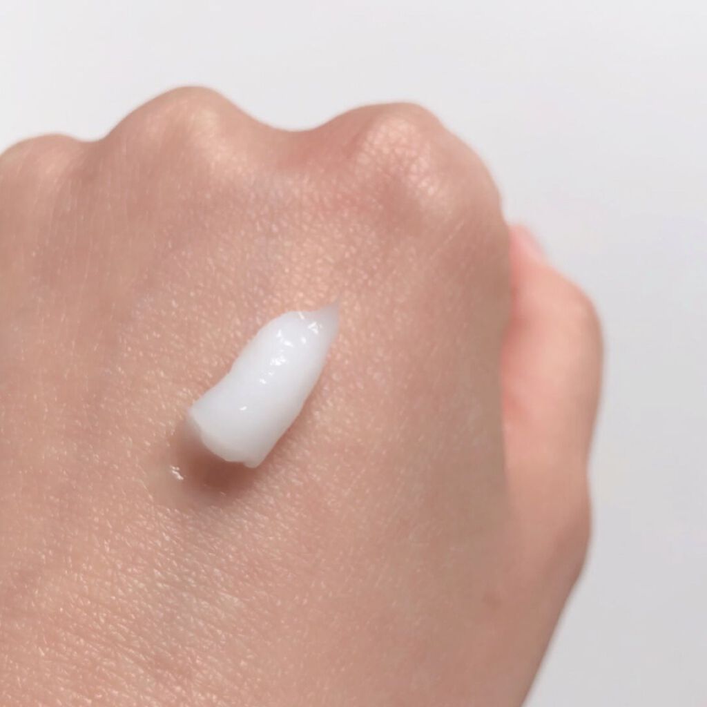 THE BEAUTY 髪のキメ美容プレミアムトリートメント<モイストリペアプレミアム>/エッセンシャル/洗い流すヘアトリートメントを使ったクチコミ(3枚目)