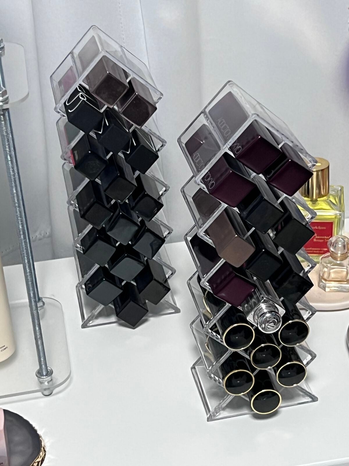 あさひ【フォロバします】 on LIPS 「リップ収納はAmazonで買いました。まだまだ足りない😔#Au..」(1枚目)