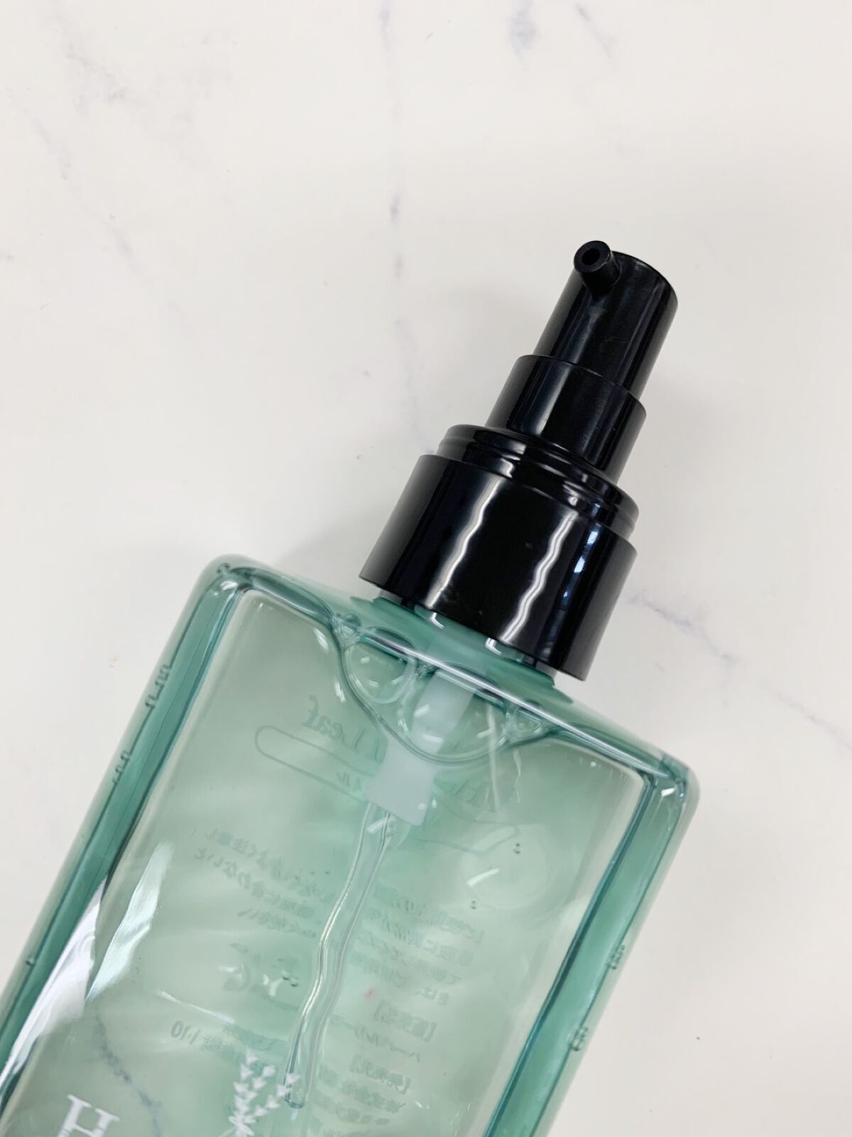 オーガニックヘアオイル クリアサボンの香り/ハーバルリーフ/アウトバストリートメントを使ったクチコミ（2枚目）