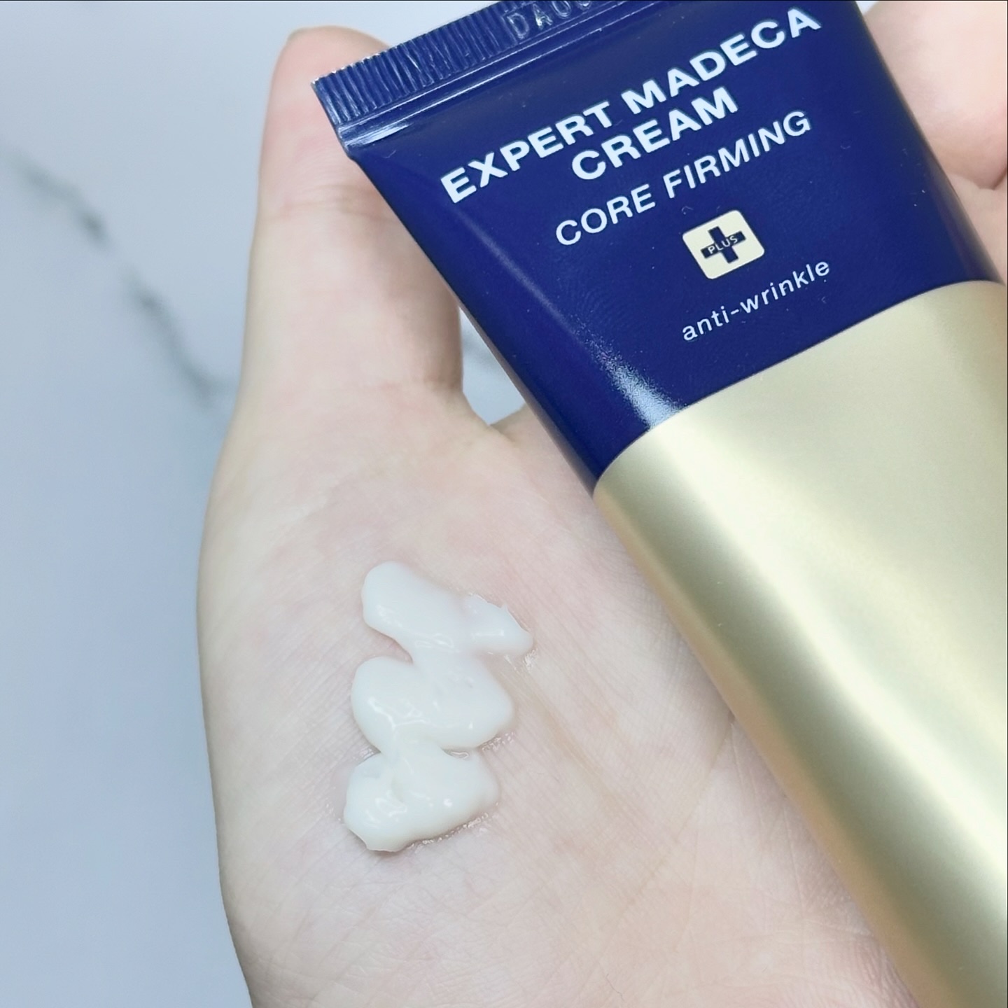 エキスパートマデカクリーム （コアファーミング）/センテリアン24/フェイスクリームを使ったクチコミ（3枚目）