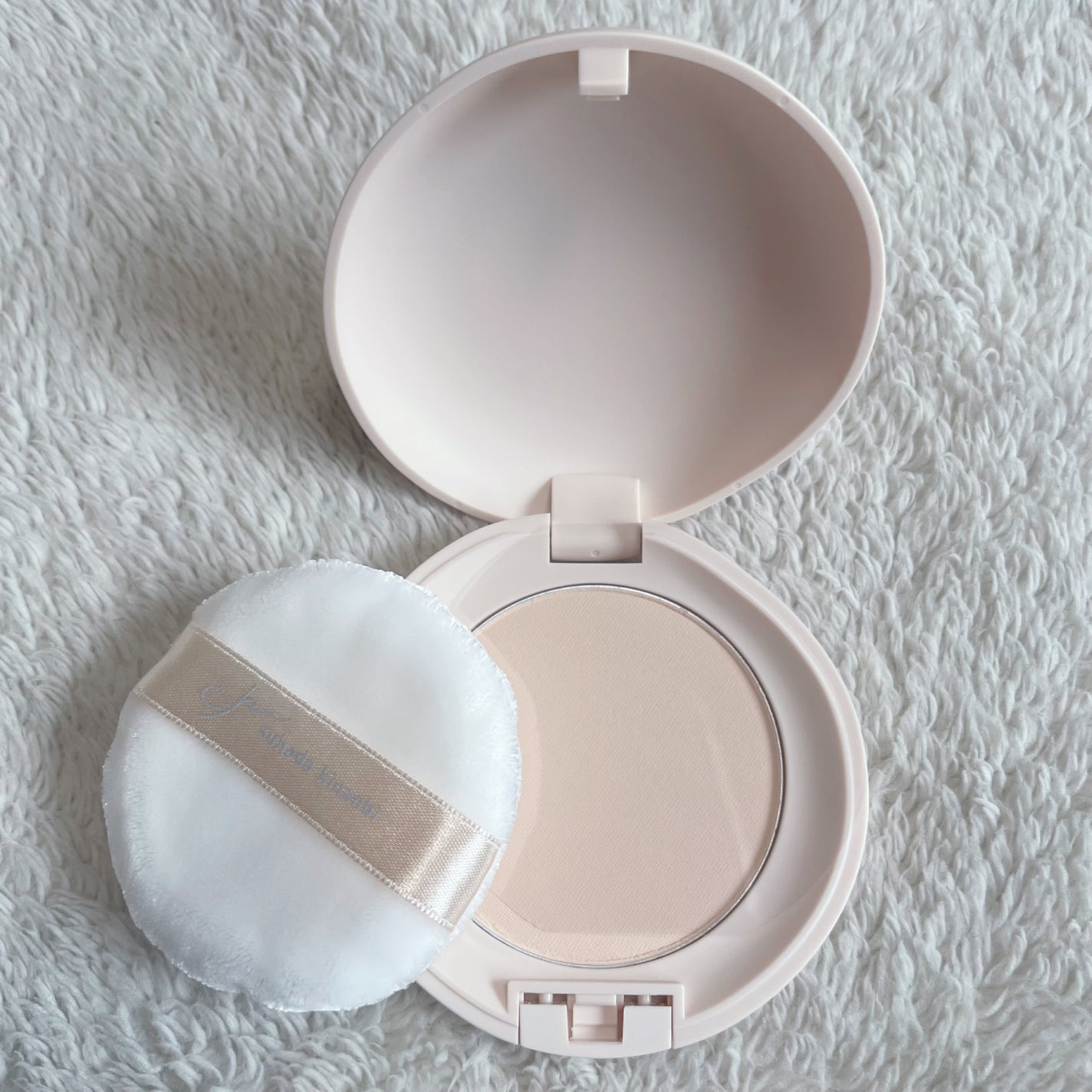 サナ 素肌記念日 スキンケアパウダー N/素肌記念日/プレストパウダーを使ったクチコミ(4枚目)