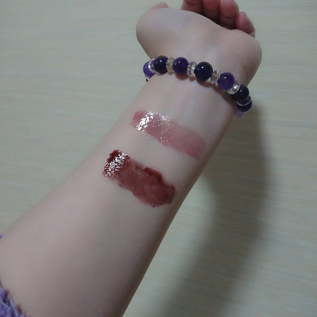 アクアリィ ブースト リップラッカー 101/リンメル ロンドン/リップグロスを使ったクチコミ（3枚目）