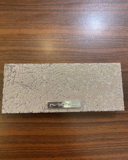 フラッシング アイス エクストラ ディメンション スキンフィニッシュ トリオ ミディアム ディープ/M・A・C/パウダーハイライトを使ったクチコミ(4枚目)