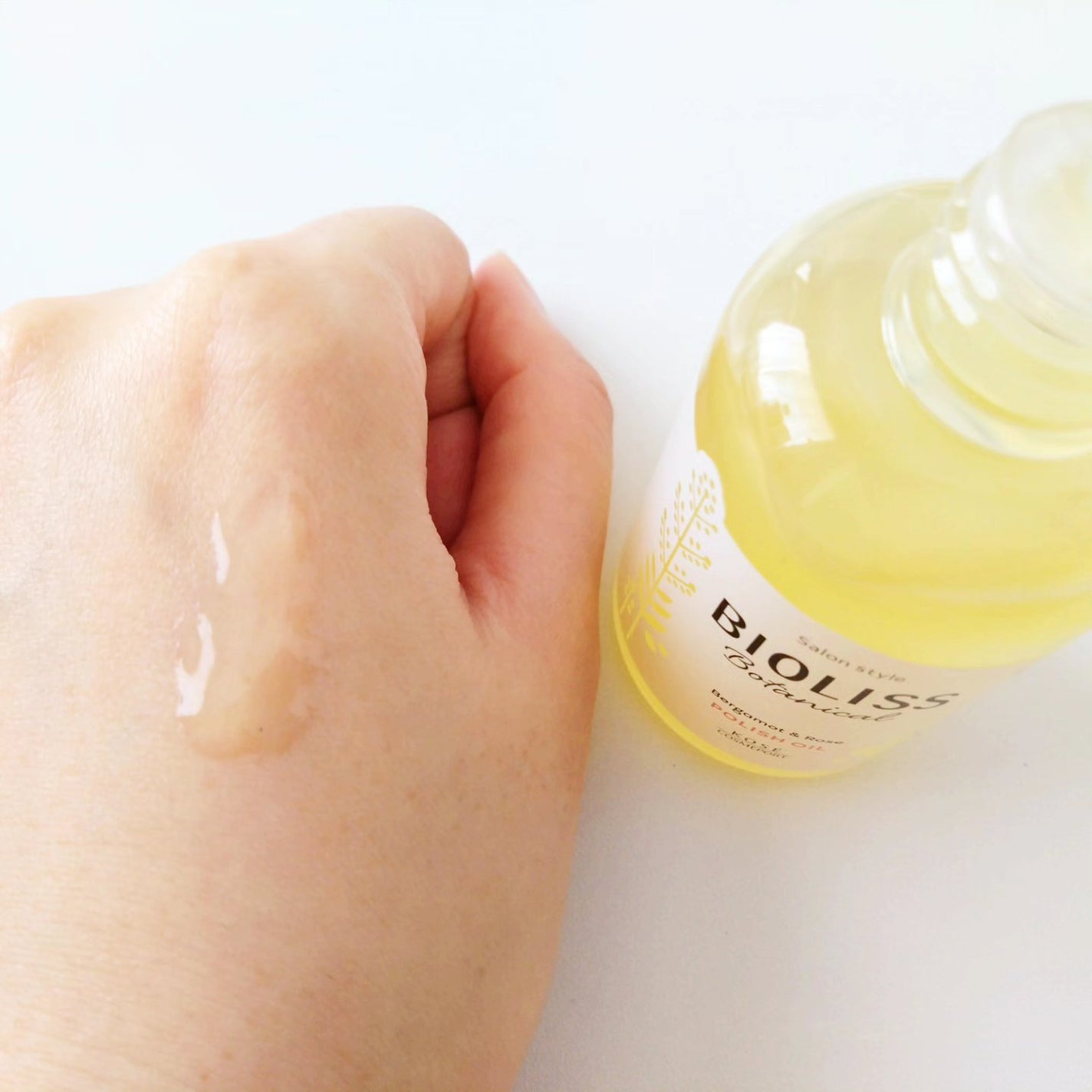 ボタニカル ポリッシュオイル/SSビオリス/ヘアオイルを使ったクチコミ(3枚目)