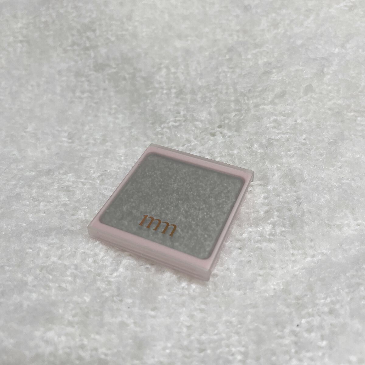 ミリコアイシャドウ/ビューティーワールド/単色アイシャドウを使ったクチコミ（1枚目）