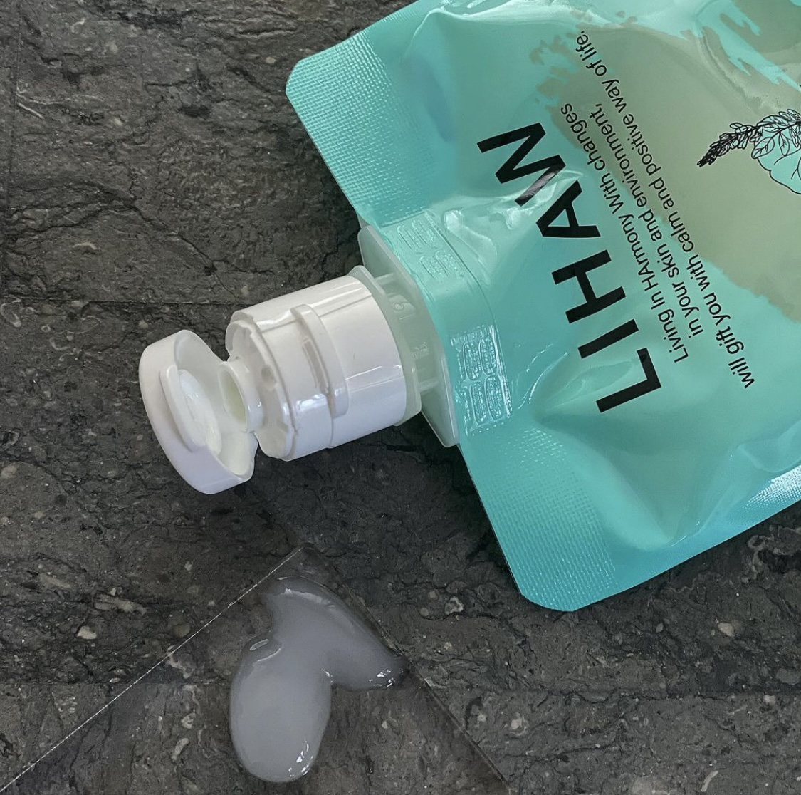 モイストクレンジングジェル  200g/LIHAW/クレンジングジェルを使ったクチコミ（3枚目）