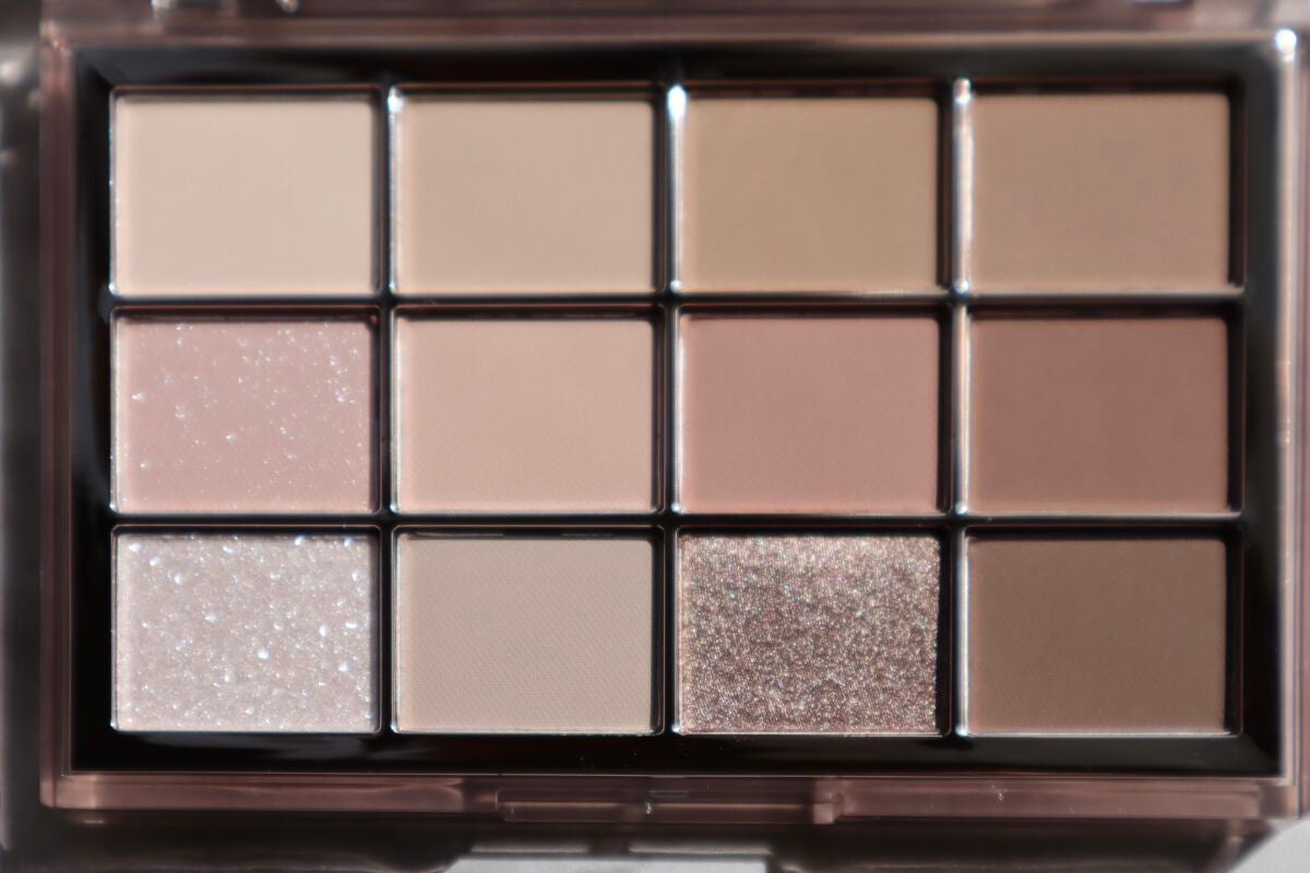 ソフトブラーリングアイパレット/wakemake/アイシャドウパレットを使ったクチコミ(2枚目)