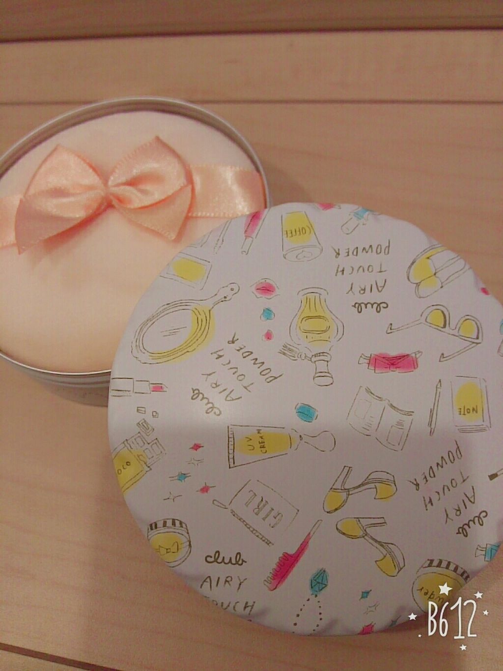 エアリータッチパウダー/クラブ/プレストパウダーを使ったクチコミ（1枚目）