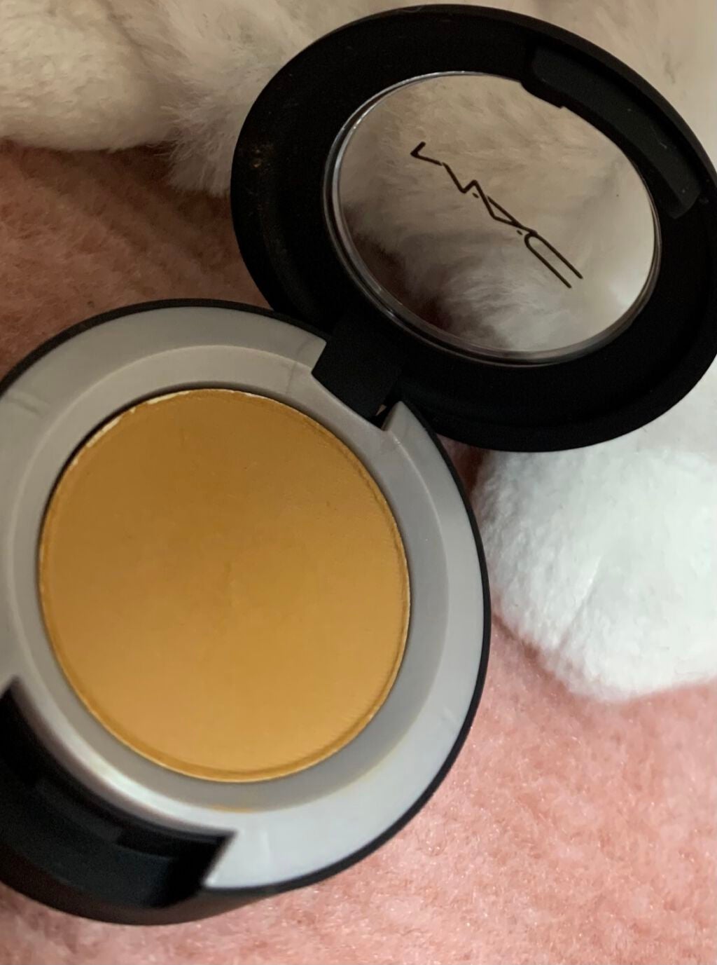 ダズルシャドウ/M・A・C/単色アイシャドウを使ったクチコミ(3枚目)