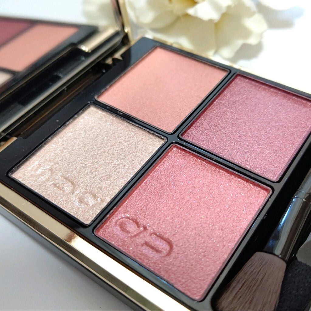 シグニチャー カラー アイズ/SUQQU/アイシャドウパレットを使ったクチコミ(2枚目)